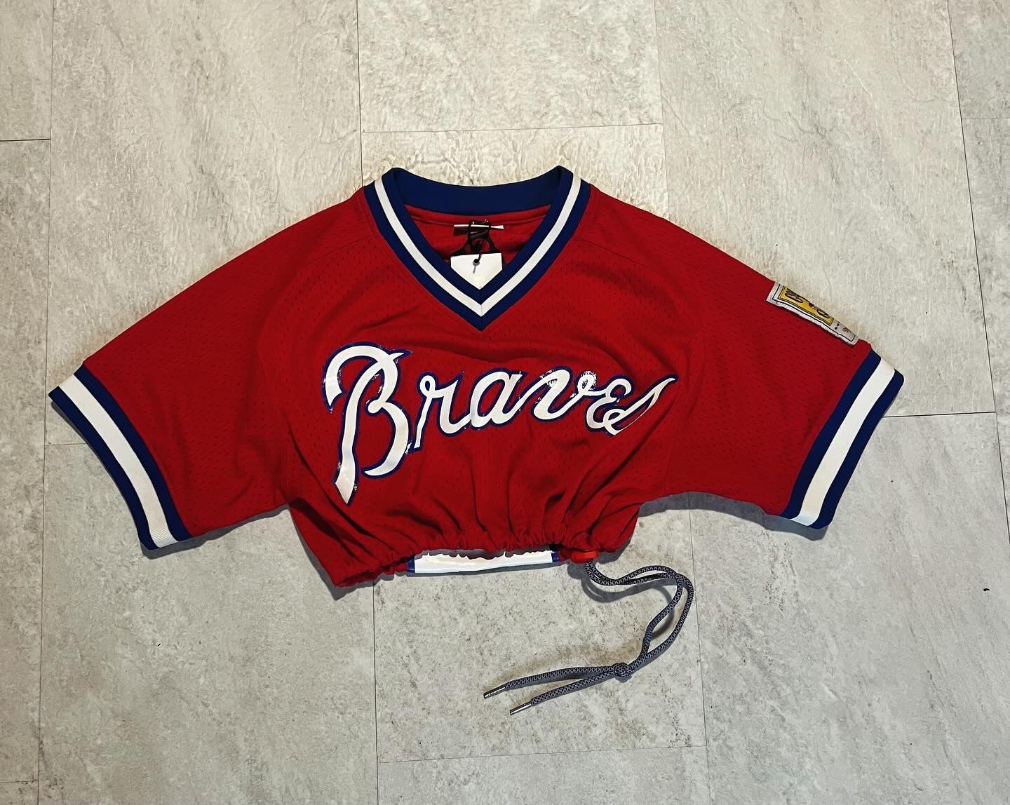 Cropped Atlanta Braves Mitchell and Ness