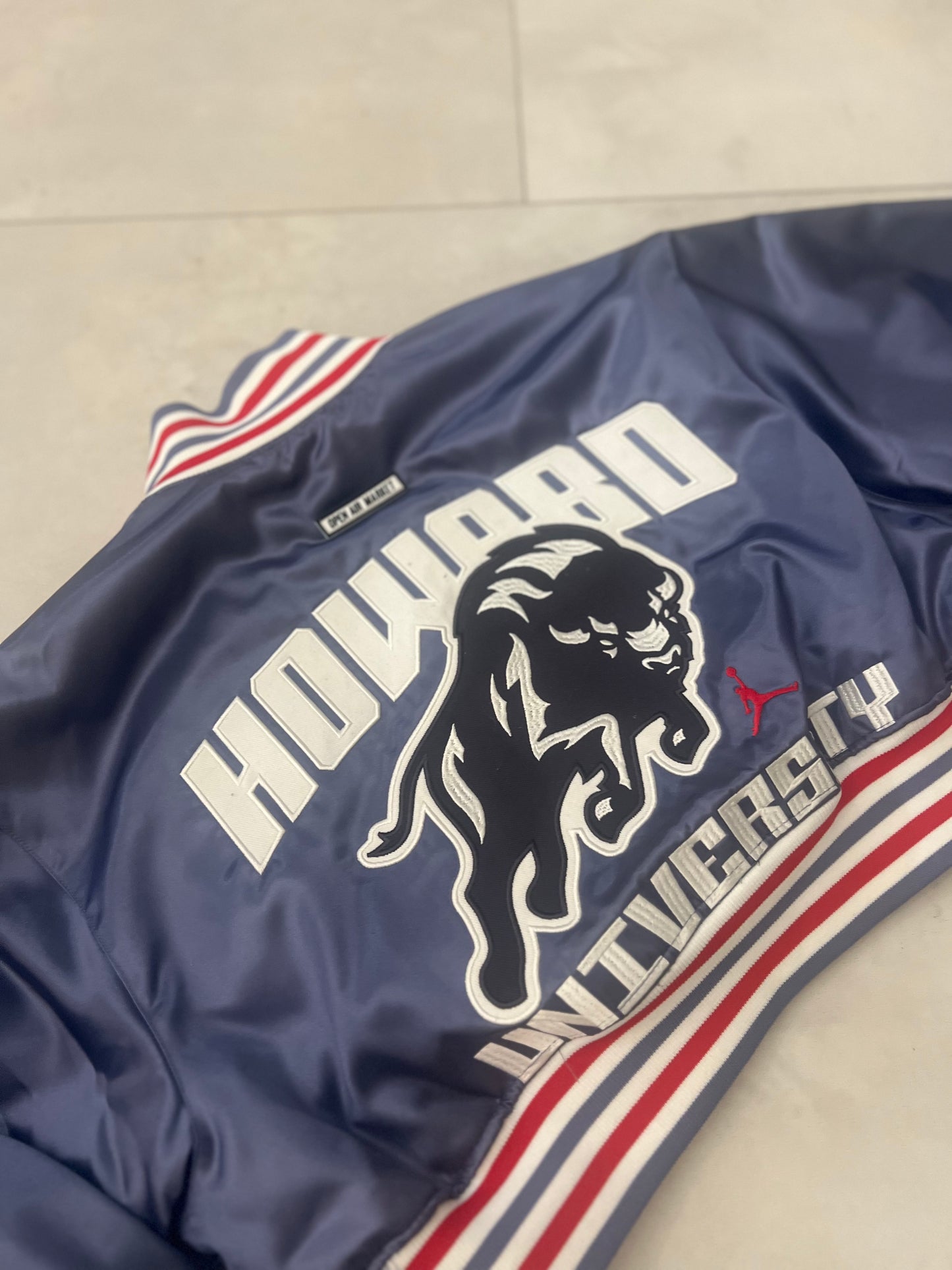 Reworked Open Air Market x Jordan Howard University cropped satin jacket Medium