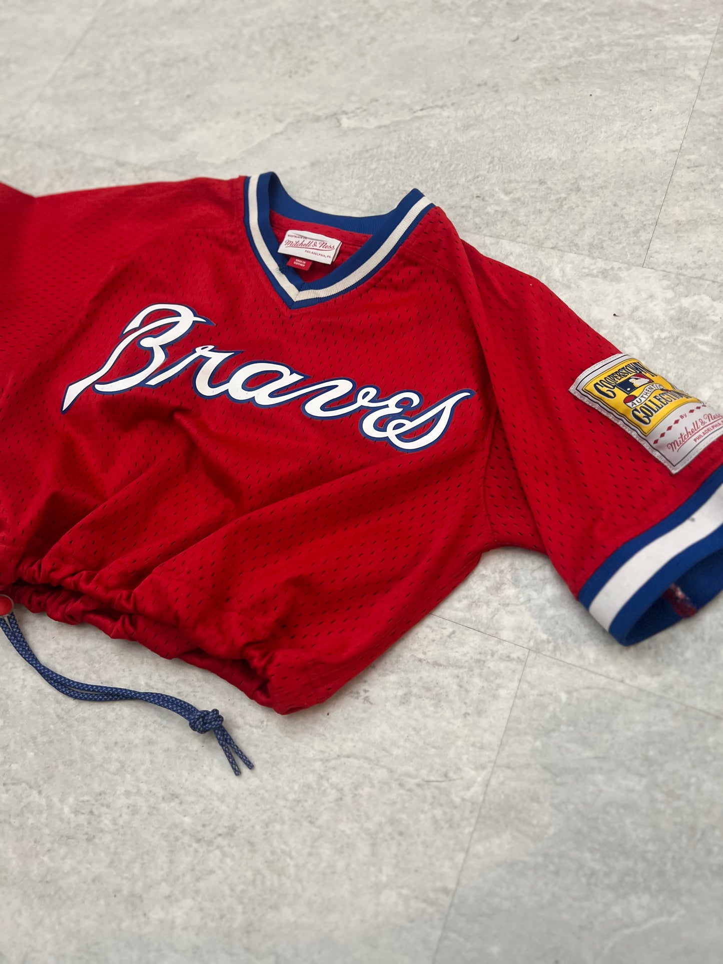 Cropped Atlanta Braves Mitchell and Ness