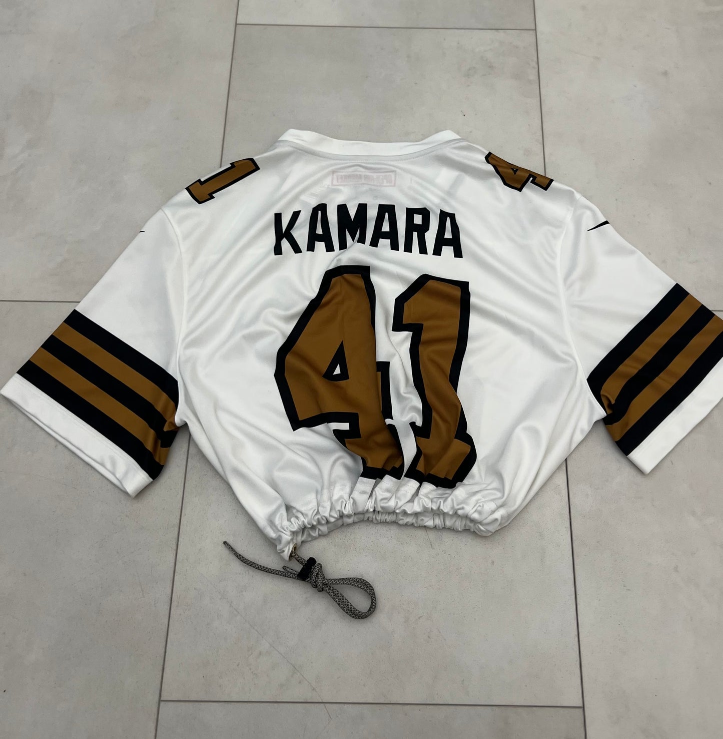 Cropped New Orleans Saints Kamara jersey size Adult XL