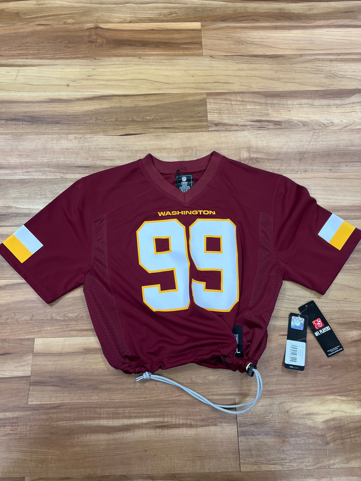 Upcyled cropped Washington Commander jersey women size medium/ Youth xl