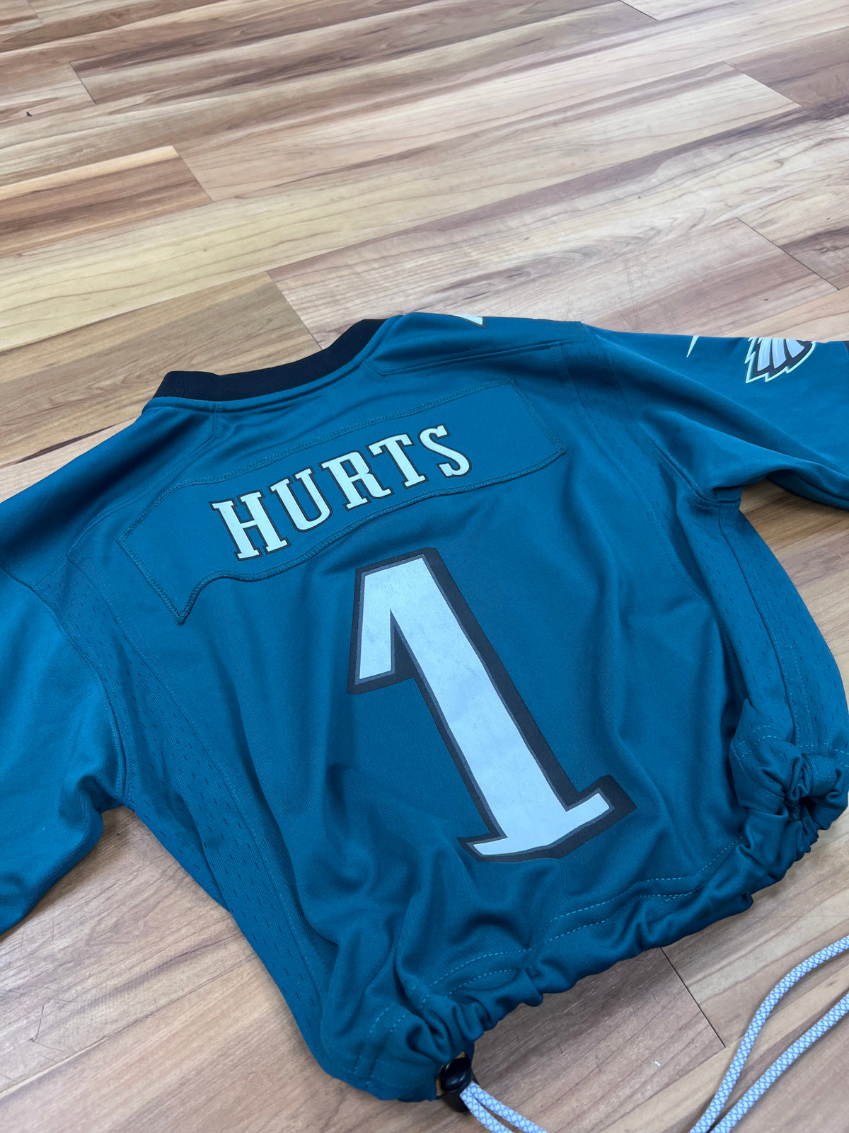 Upcyled Cropped Philadelphia Eagles Hurts jersey size women small/Youth Large