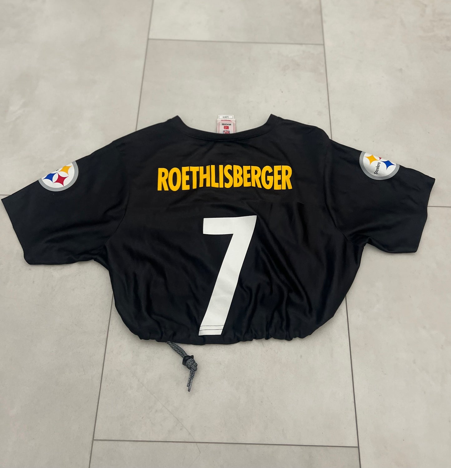 Cropped Pittsburgh Steelers Roethlisbeger jersey size Youth extra Large/ Women Medium