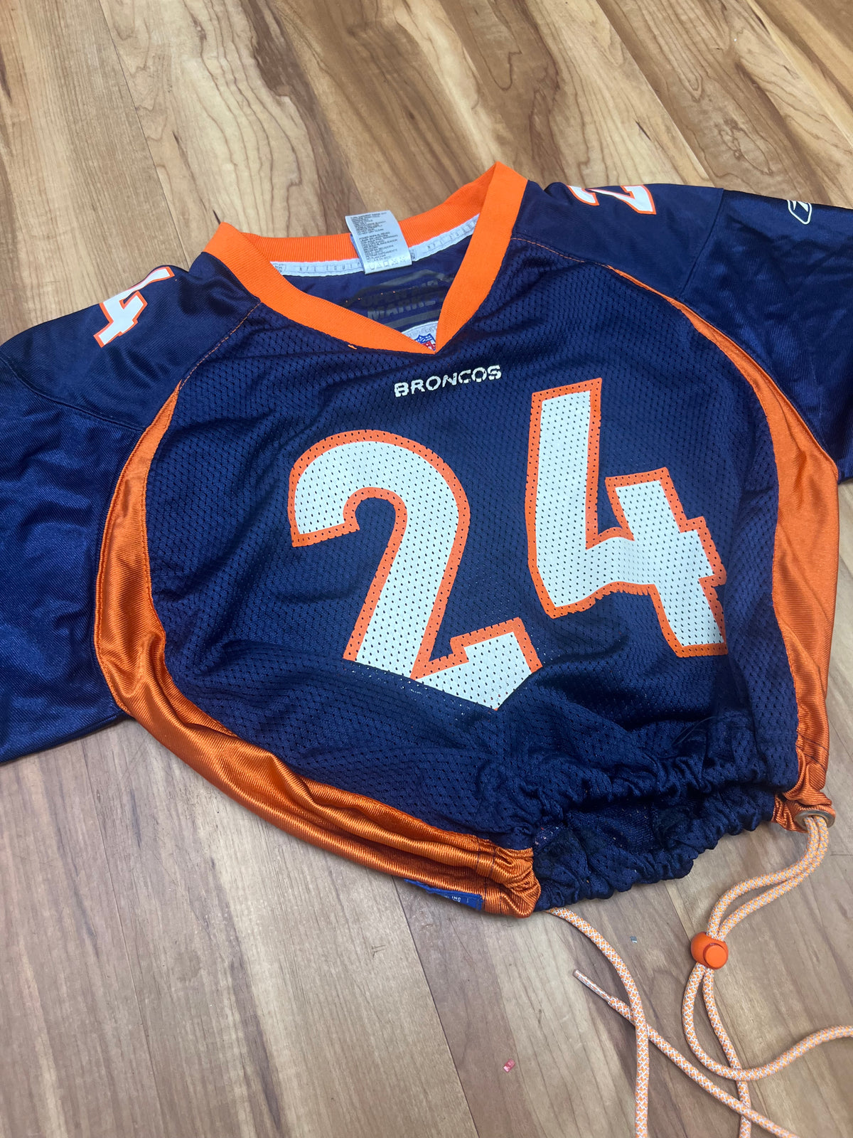 Upcyled Cropped Champ Bailey Denver Broncos jersey size Medium