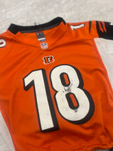 Load image into Gallery viewer, Up-cycled cropped Cincinnati Bengal jersey #18. Size Medium