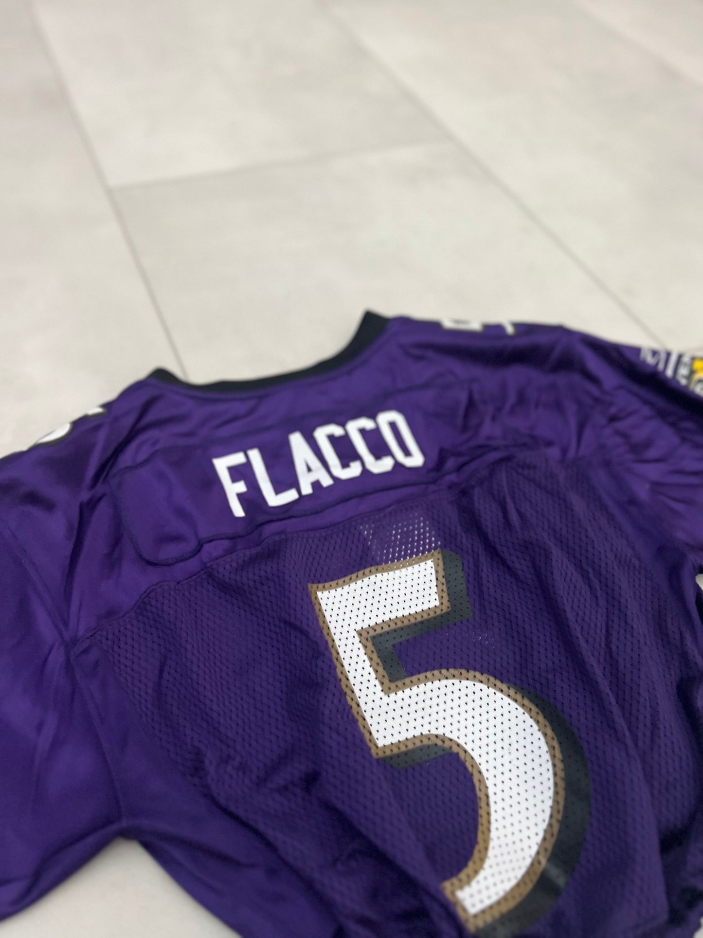 Cropped Baltimore Ravens jersey youth extra Large/ Women Medium