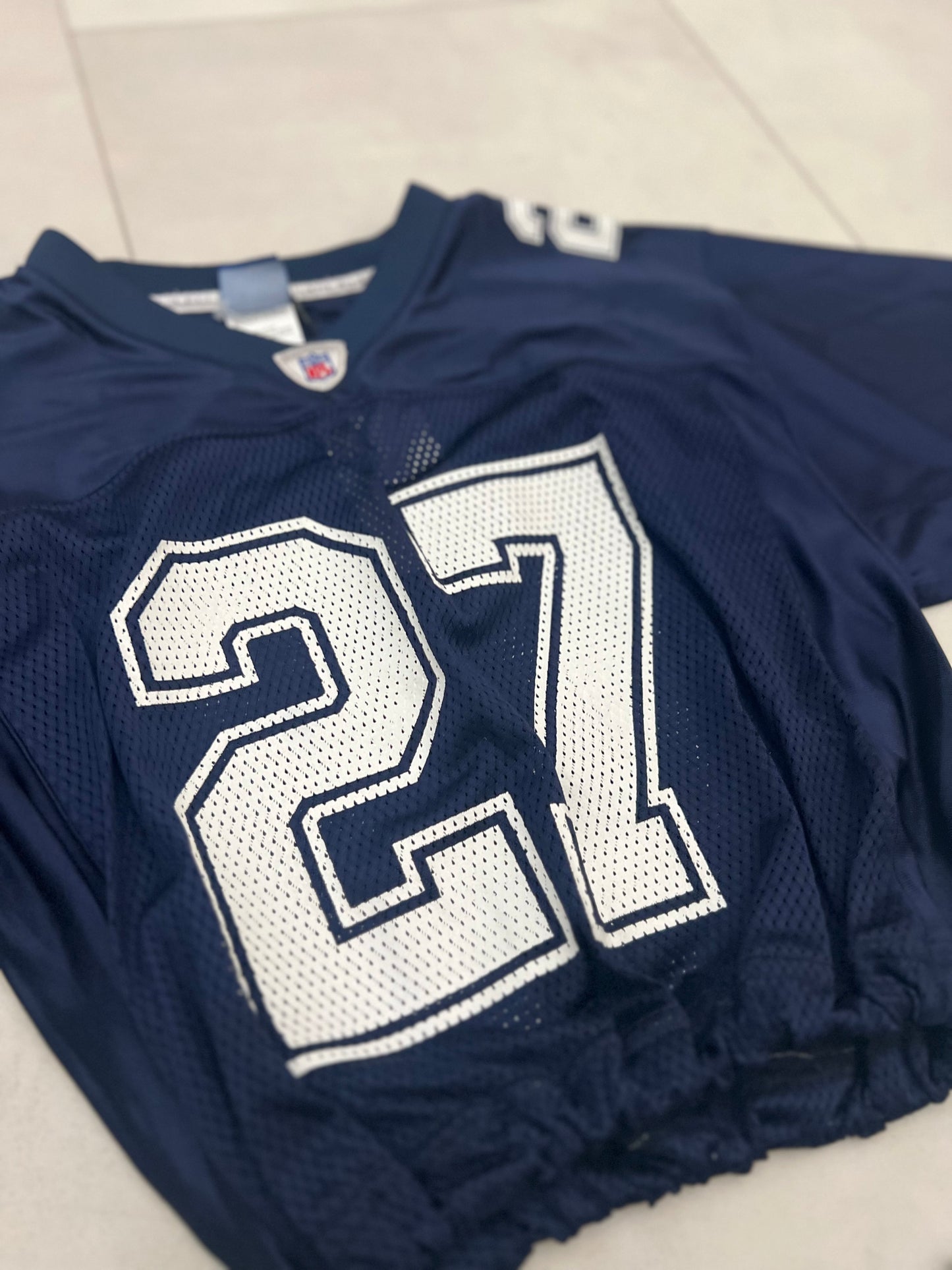 Cropped Dallas Cowboy Eddie George jersey size Youth extra Large/women medium