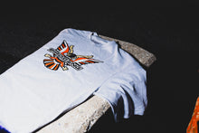 Load image into Gallery viewer, Bird gang T-shirt in Gray
