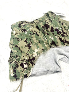 50/50 camo Short shorts XS