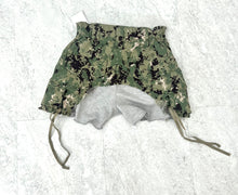 Load image into Gallery viewer, 50/50 camo Short shorts XS