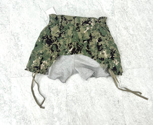 50/50 camo Short shorts XS