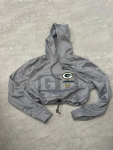 Load image into Gallery viewer, Cropped Green Bay Packers Combine pullover Hoodie